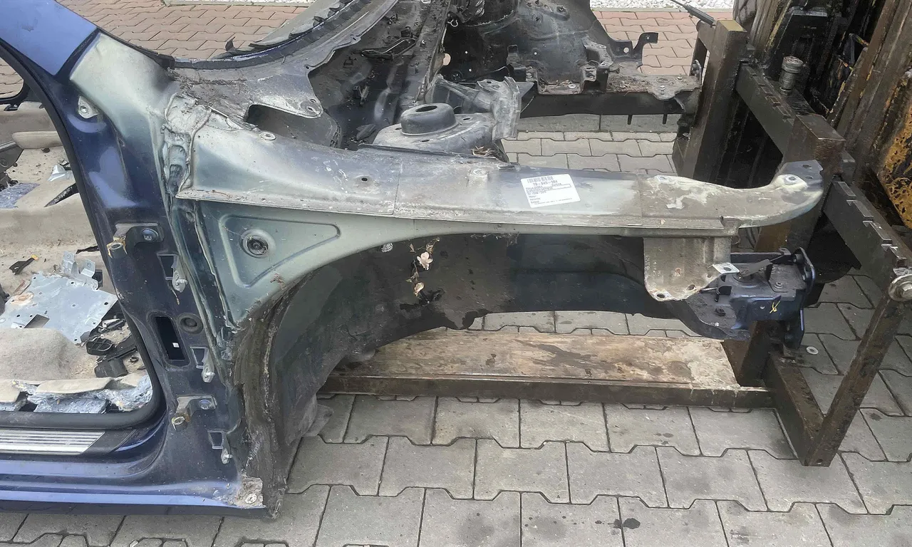 LONJERON DREAPTA SKODA SUPERB II 2008-2015