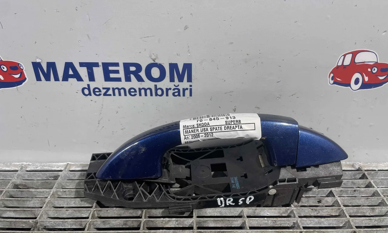 MANER USA SPATE DREAPTA SKODA SUPERB II 2008-2015
