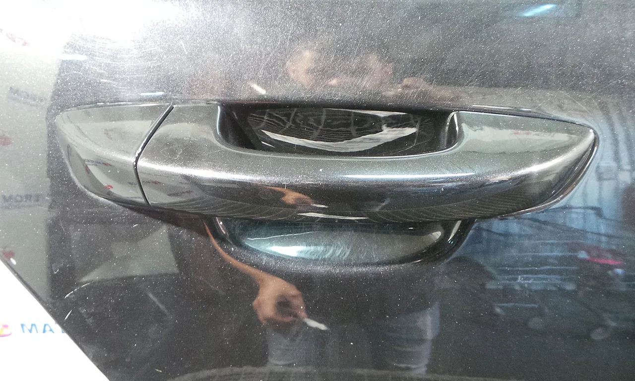 MANER USA SPATE STANGA SKODA SUPERB II 2008-2015