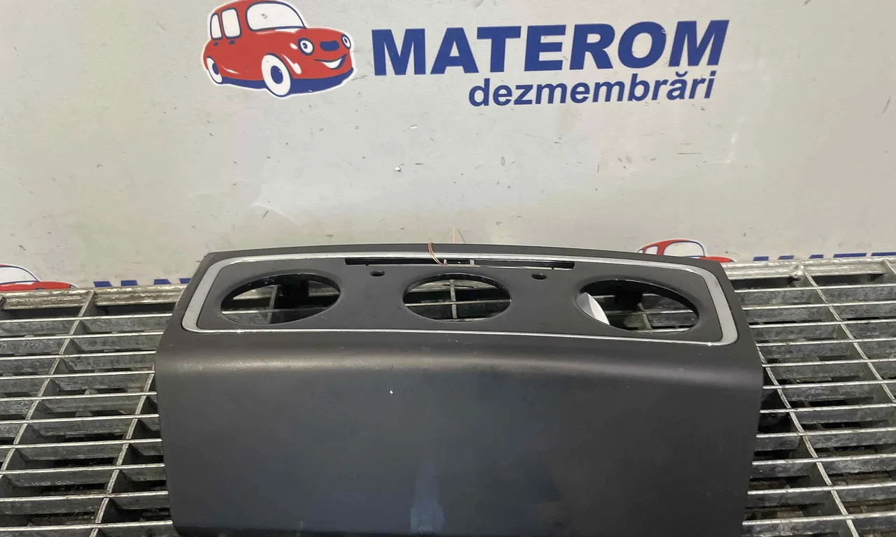 ORNAMENT BORD SKODA SUPERB II 2008-2015
