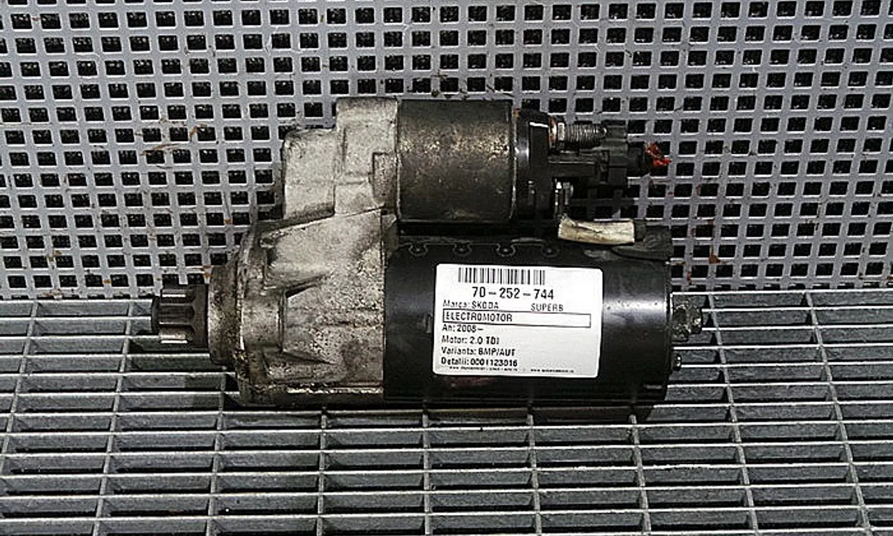 ELECTROMOTOR SKODA SUPERB II 2008-2015