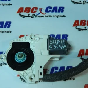 Motoras macara usa stanga spate