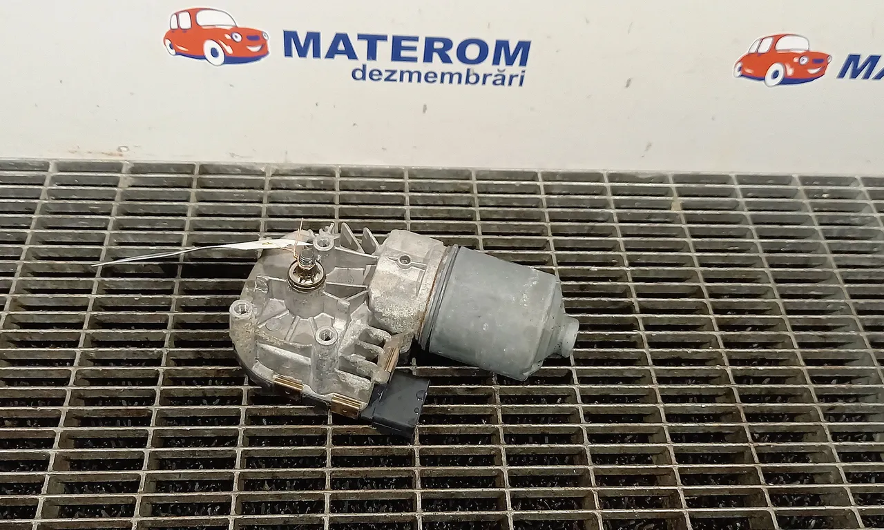 MOTORAS STERGATOR PARBRIZ SKODA SUPERB II 2008-2015