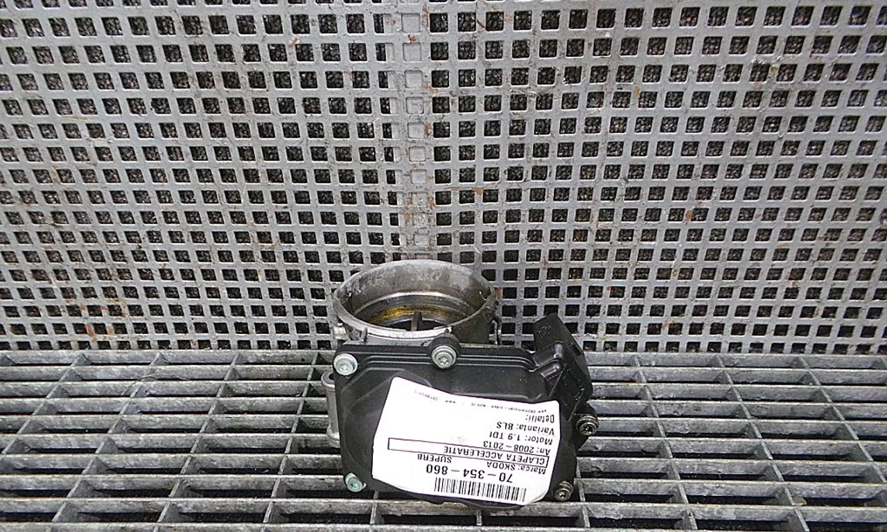 CLAPETA ACCELERATIE SKODA SUPERB II 2008-2015