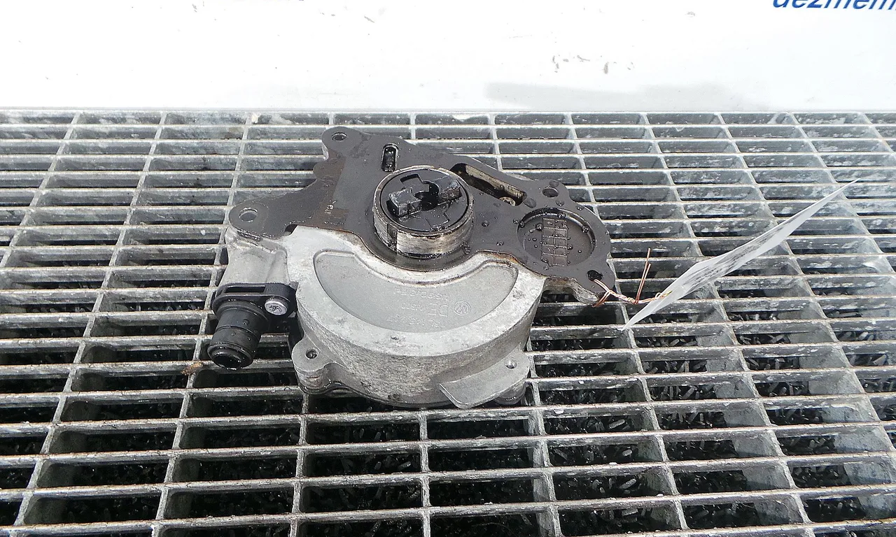 POMPA VACUUM SKODA SUPERB II 2008-2015