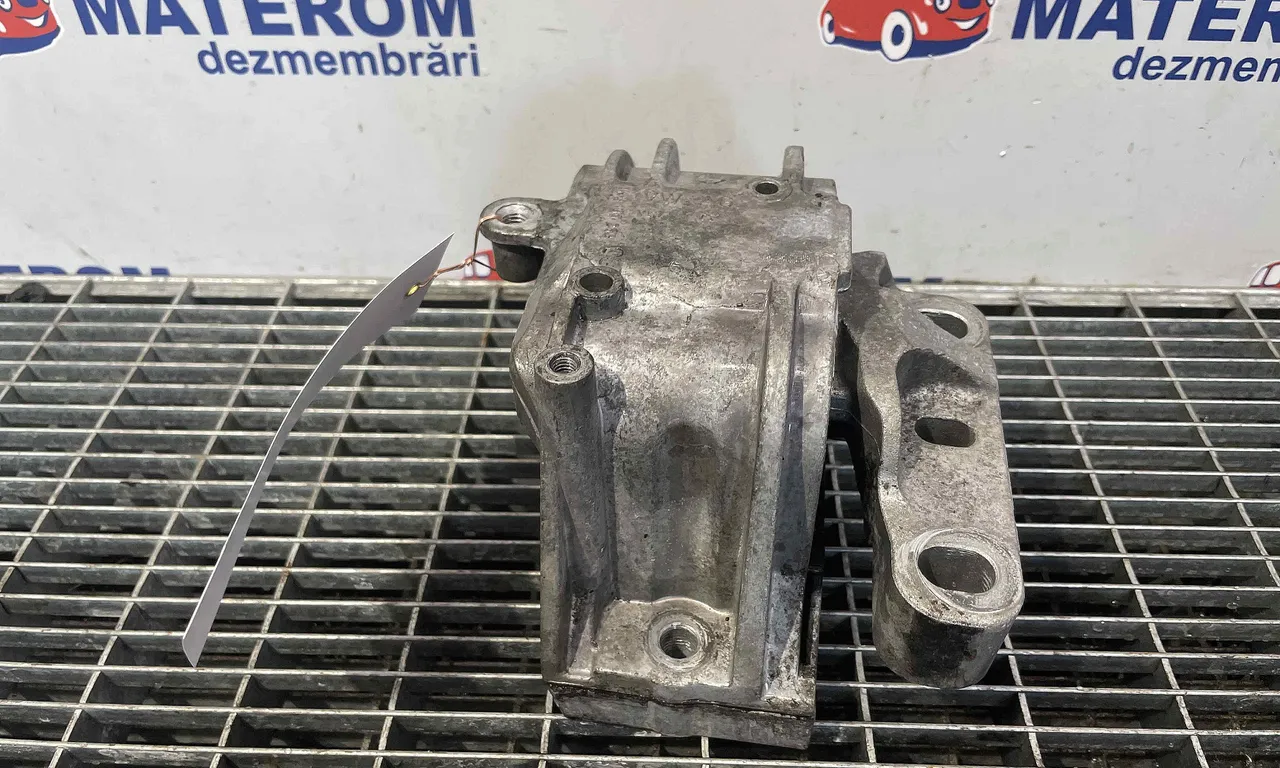 TAMPON MOTOR SKODA SUPERB II 2008-2015