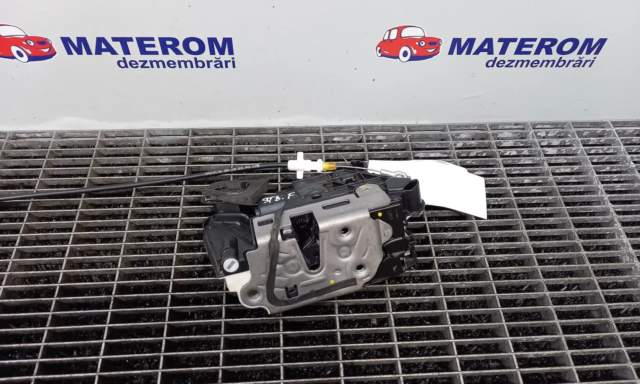 INCUIETOARE USA FATA STANGA SKODA SUPERB III 2015-2024