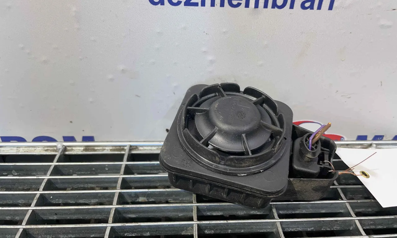 SIRENA ALARMA SKODA SUPERB III 2015-2024