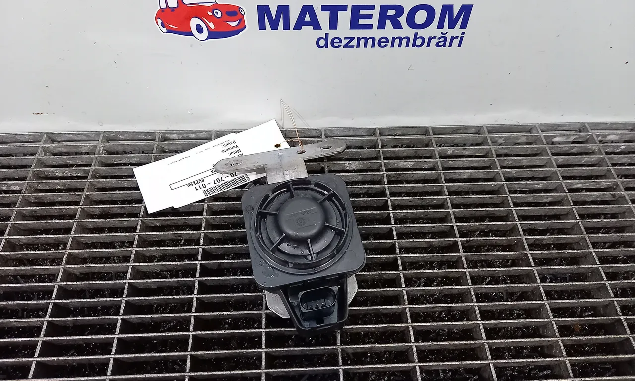 SIRENA ALARMA SKODA SUPERB III 2015-2024