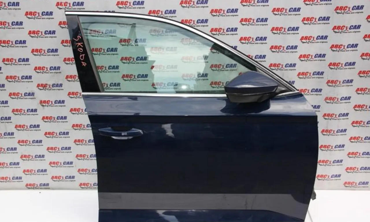 Broasca usa dreapta fata SKODA SUPERB III 2015-2024