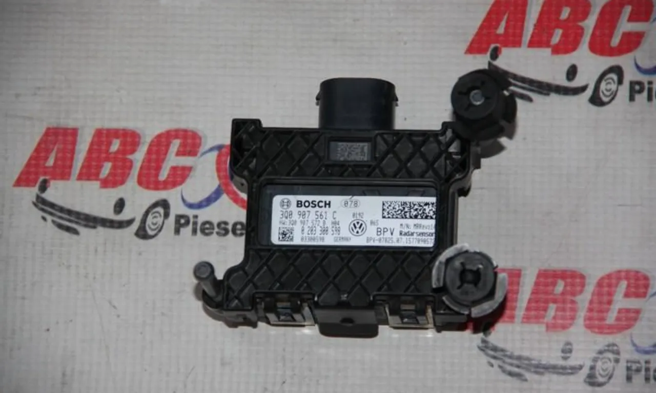 Radar distronic SKODA SUPERB III 2015-2024