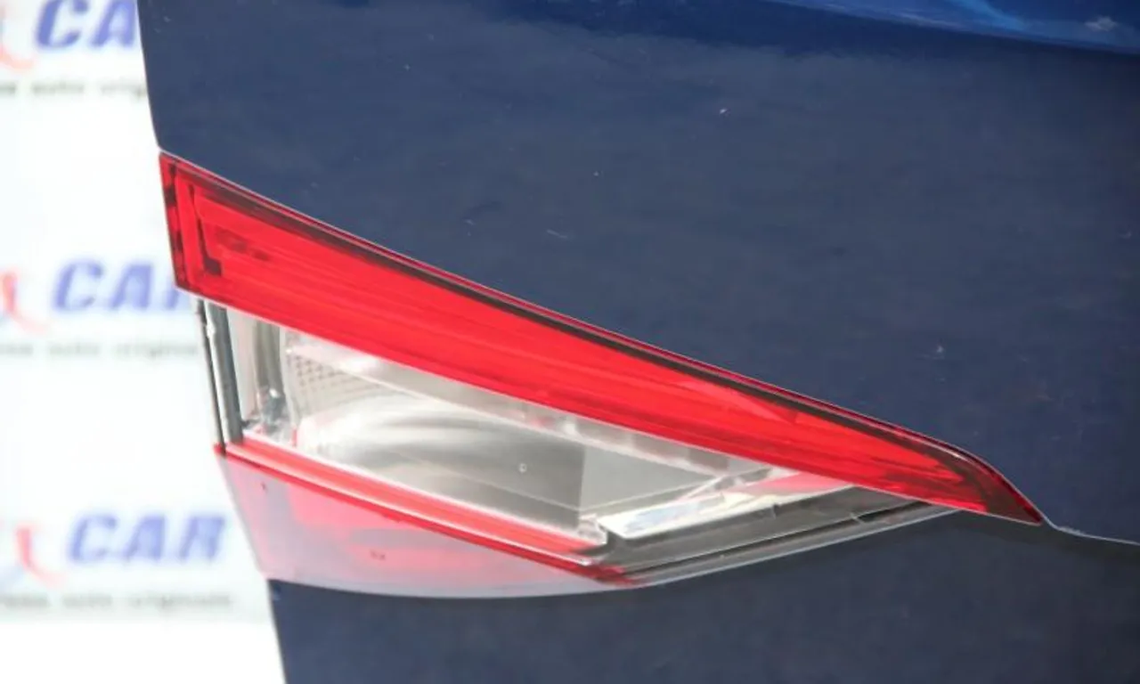 Stop stanga haion SKODA SUPERB III 2015-2024