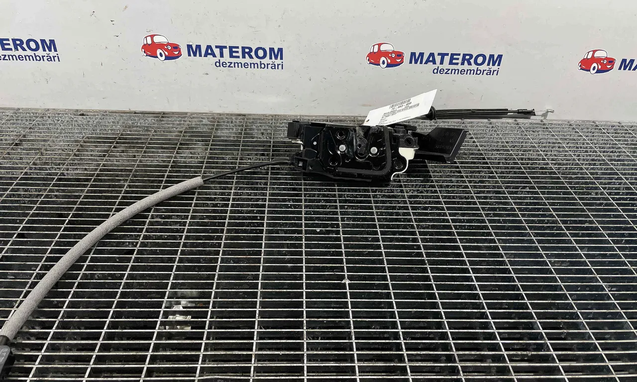INCUIETOARE USA SPATE DREAPTA SKODA YETI 2009-2017
