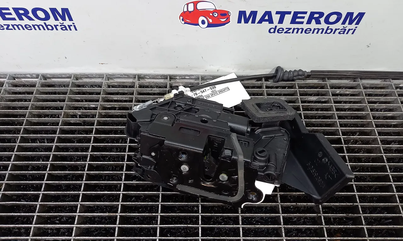 INCUIETOARE USA SPATE DREAPTA SKODA YETI 2009-2017