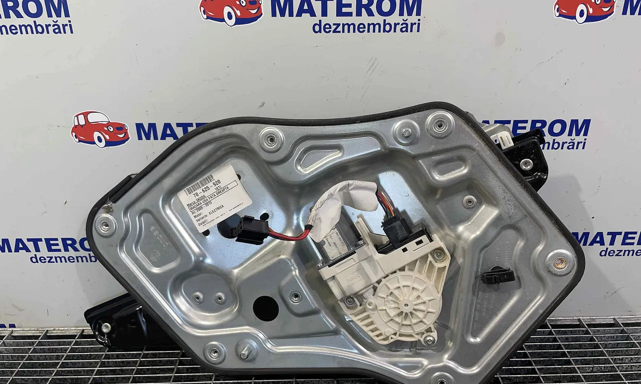 MACARA USA FATA DREAPTA SKODA YETI 2009-2017