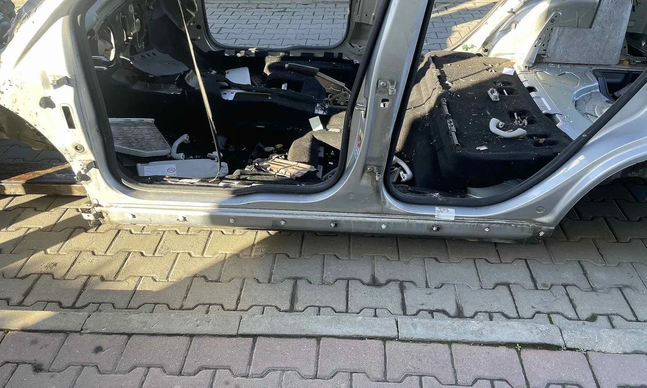 PRAG STANGA SKODA YETI 2009-2017