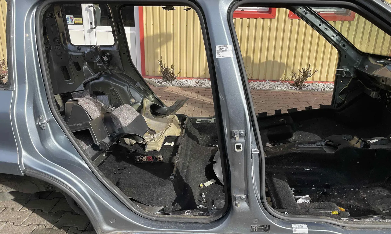 STALP MIJLOC DREAPTA SKODA YETI 2009-2017