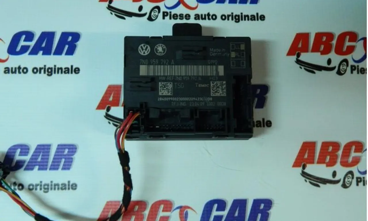 Modul control usa dreapta fata SKODA YETI 2009-2017