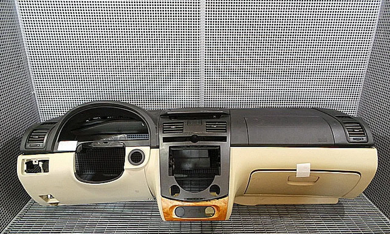 PLANSEU BORD SSANGYONG REXTON / REXTON II 2002-2006