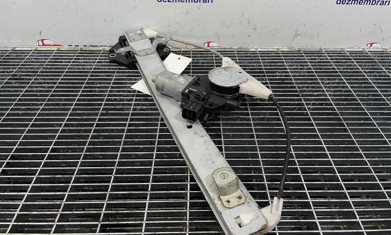 MACARA USA SPATE STANGA SUBARU FORESTER 2007-2013