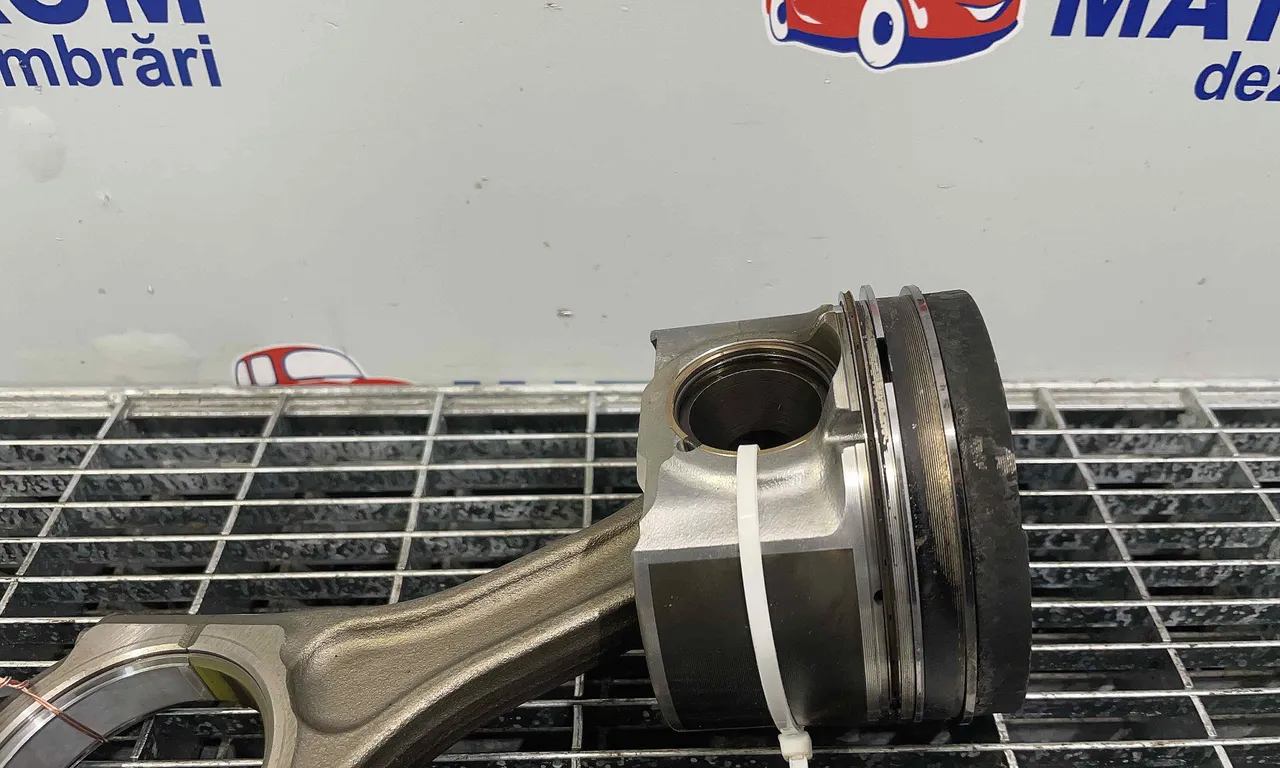 PISTON SUBARU FORESTER 2007-2013