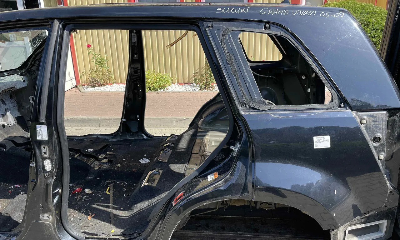 ARIPA SPATE STANGA SUZUKI GRAND VITARA II 2005-2009