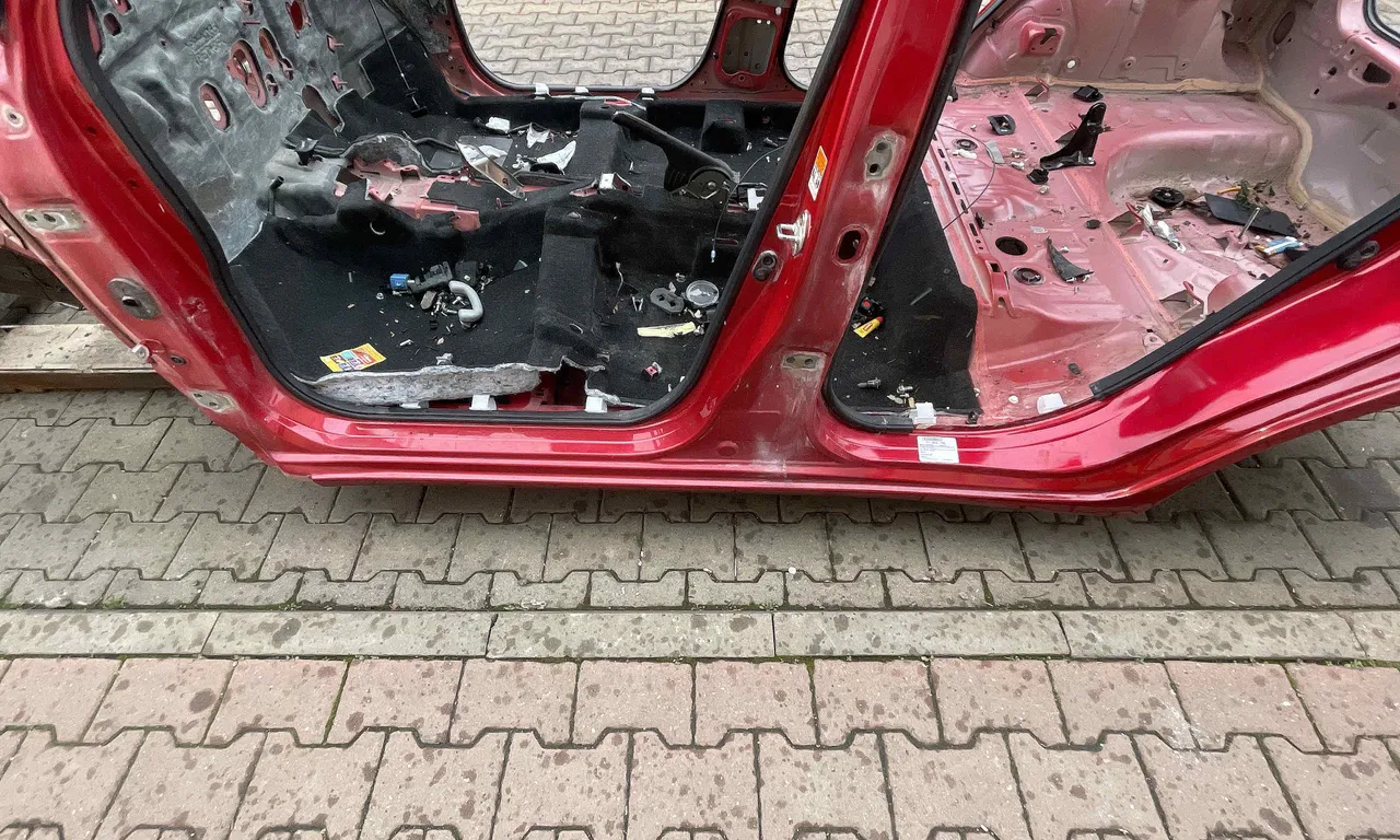 PRAG STANGA SUZUKI SWIFT V 2017-2023