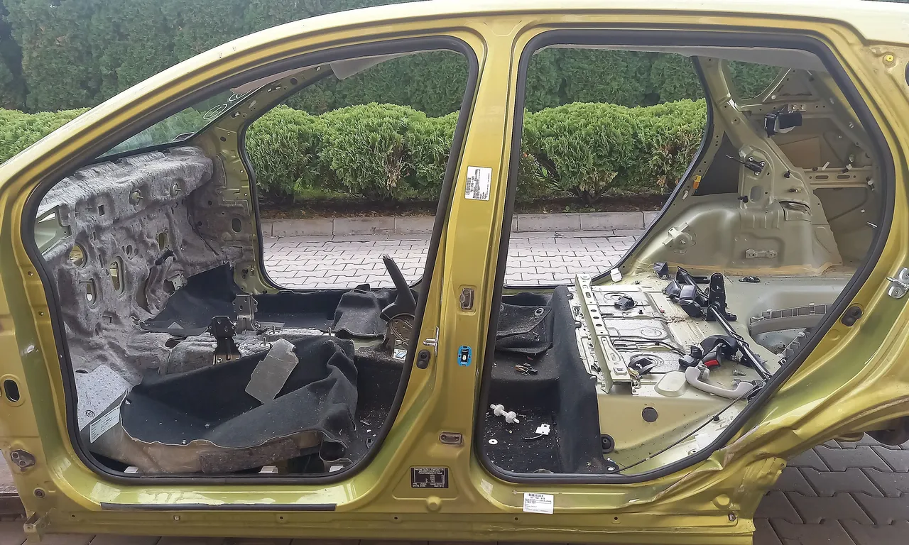 STALP MIJLOC STANGA SUZUKI SX4 S-CROSS 2013-2017