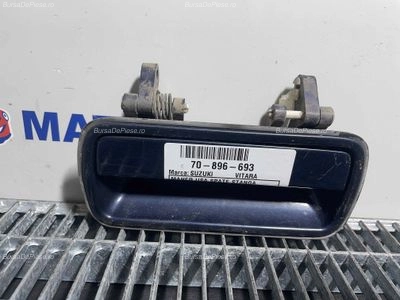 MANER USA SPATE STANGA SUZUKI VITARA 2.0 1988-2002 oe 8284056B00Y29, vedere frontata MANER USA SPATE STANGA SUZUKI VITARA 2.0 1988-2002 oe 8284056B00Y29, vedere frontata