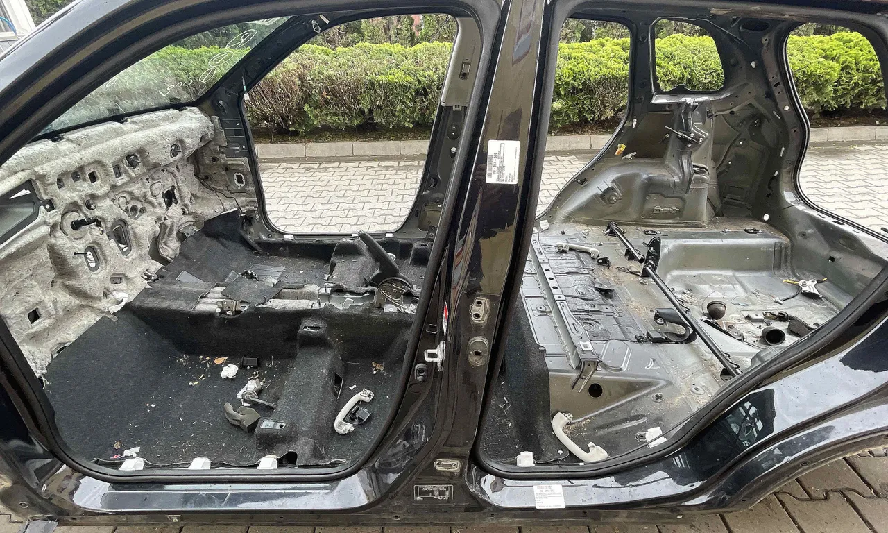 STALP MIJLOC STANGA SUZUKI VITARA 2015-2018