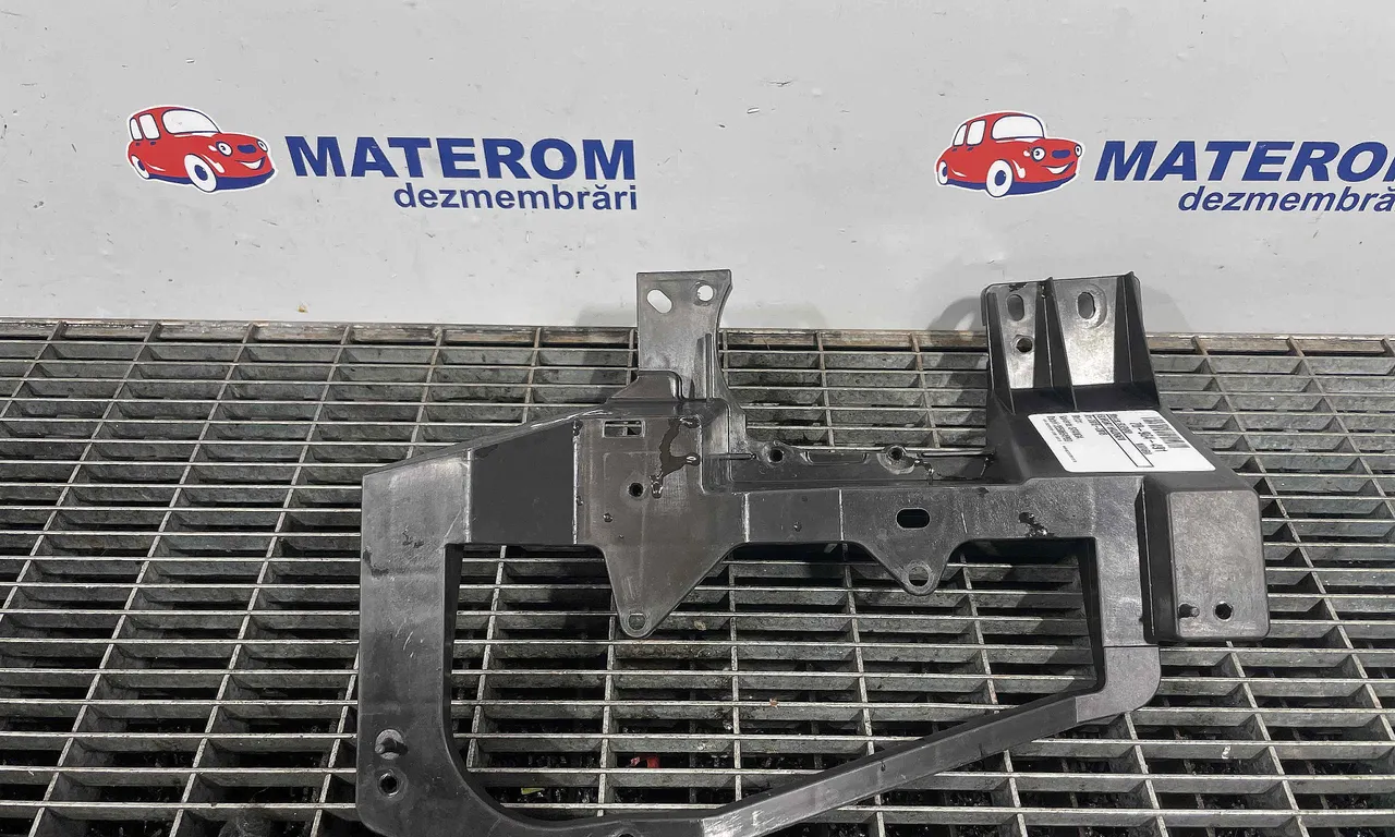 SUPORT HALOGEN SUZUKI VITARA 2015-2018