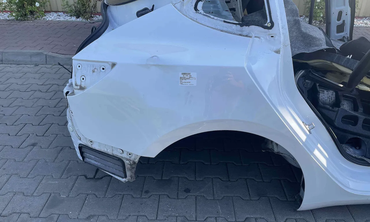 ARIPA SPATE DREAPTA TESLA MODEL 3 2017-2023