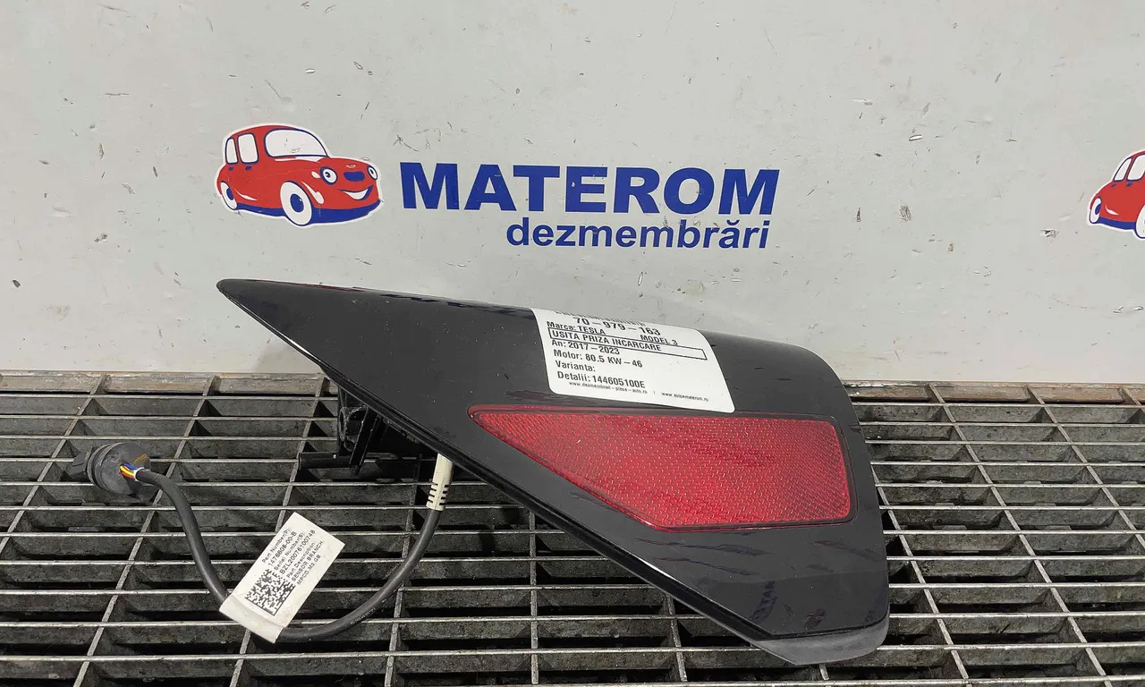 USITA PRIZA INCARCARE TESLA MODEL 3 2017-2023