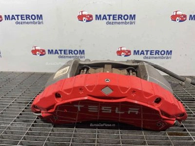 ETRIER FATA DREAPTA TESLA MODEL 3 EV 2017-2023 oe 104462200E, vedere frontata