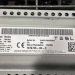 MODUL RADIO TESLA MODEL 3 EV 2017-2023 oe-107975500D, vedere laterala