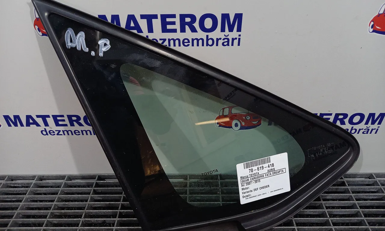 GEAM CAROSERIE FATA DREAPTA TOYOTA AURIS 2006-2013