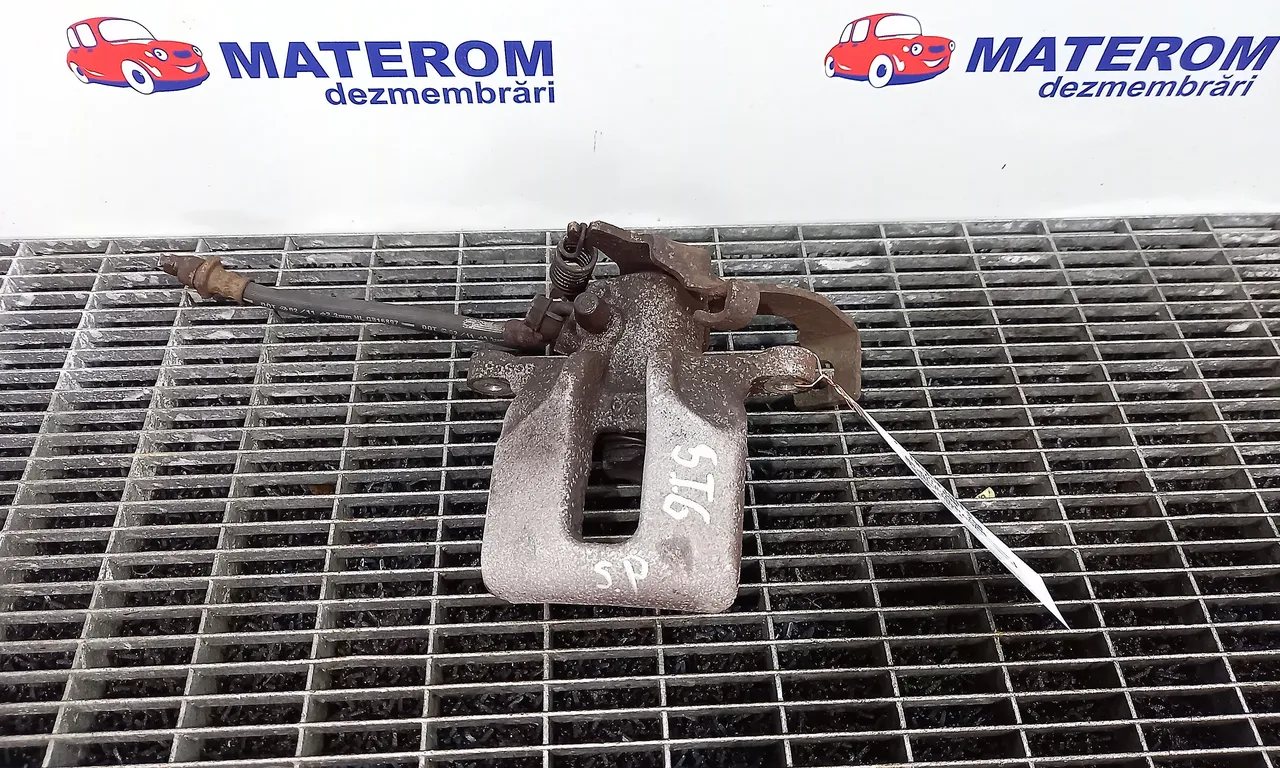 ETRIER SPATE STANGA TOYOTA AURIS 2006-2013