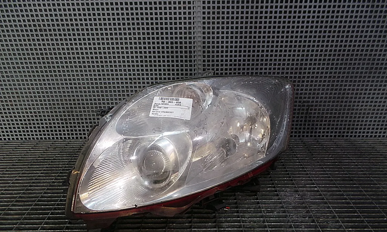 FAR STANGA TOYOTA AURIS 2006-2013
