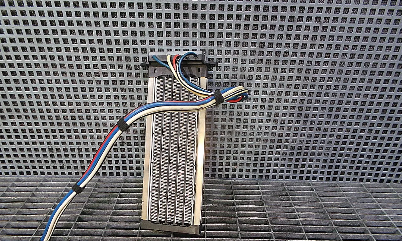 RADIATOR INCALZIRE TOYOTA AURIS 2006-2013