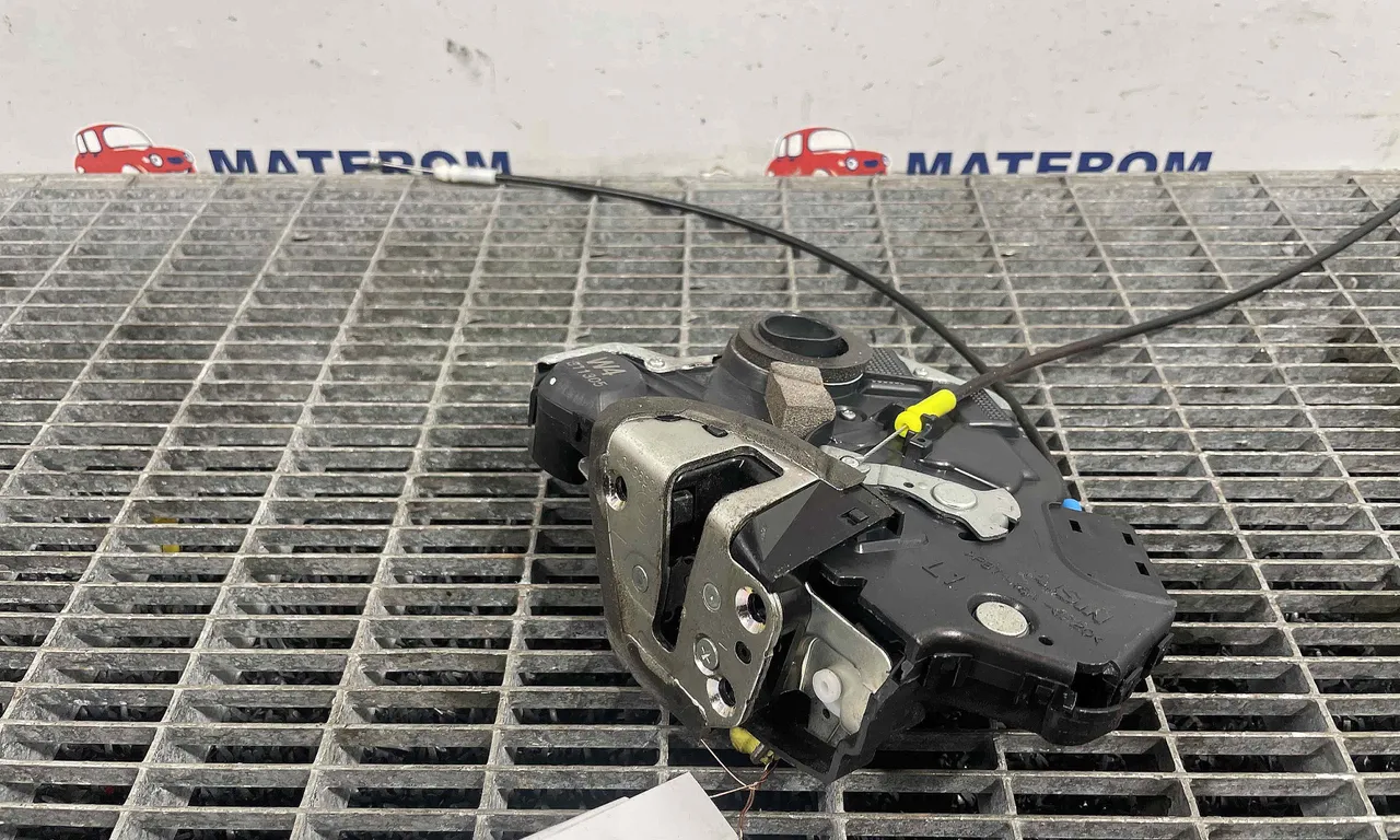 INCUIETOARE USA FATA STANGA TOYOTA AURIS 2012-2019
