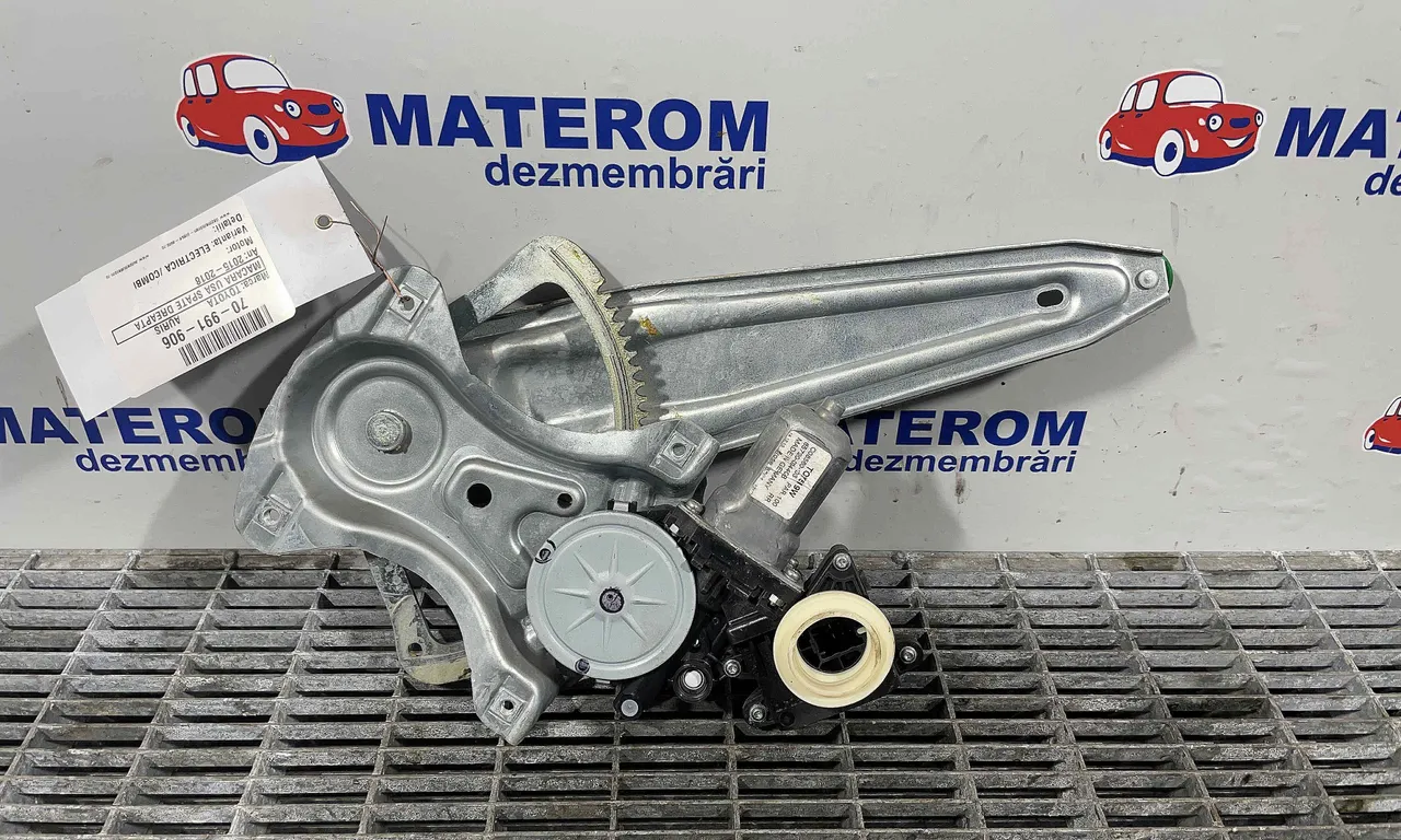MACARA USA SPATE DREAPTA TOYOTA AURIS 2012-2019