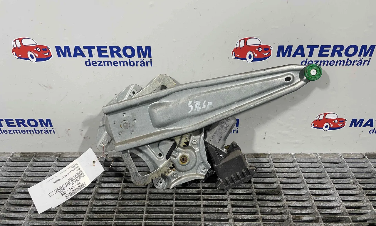 MACARA USA SPATE STANGA TOYOTA AURIS 2012-2019