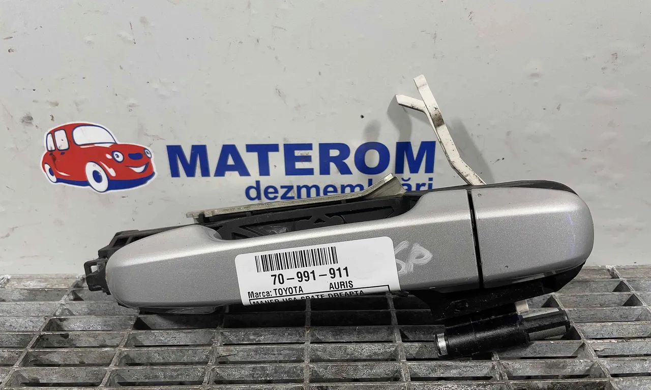 MANER USA SPATE DREAPTA TOYOTA AURIS 2012-2019
