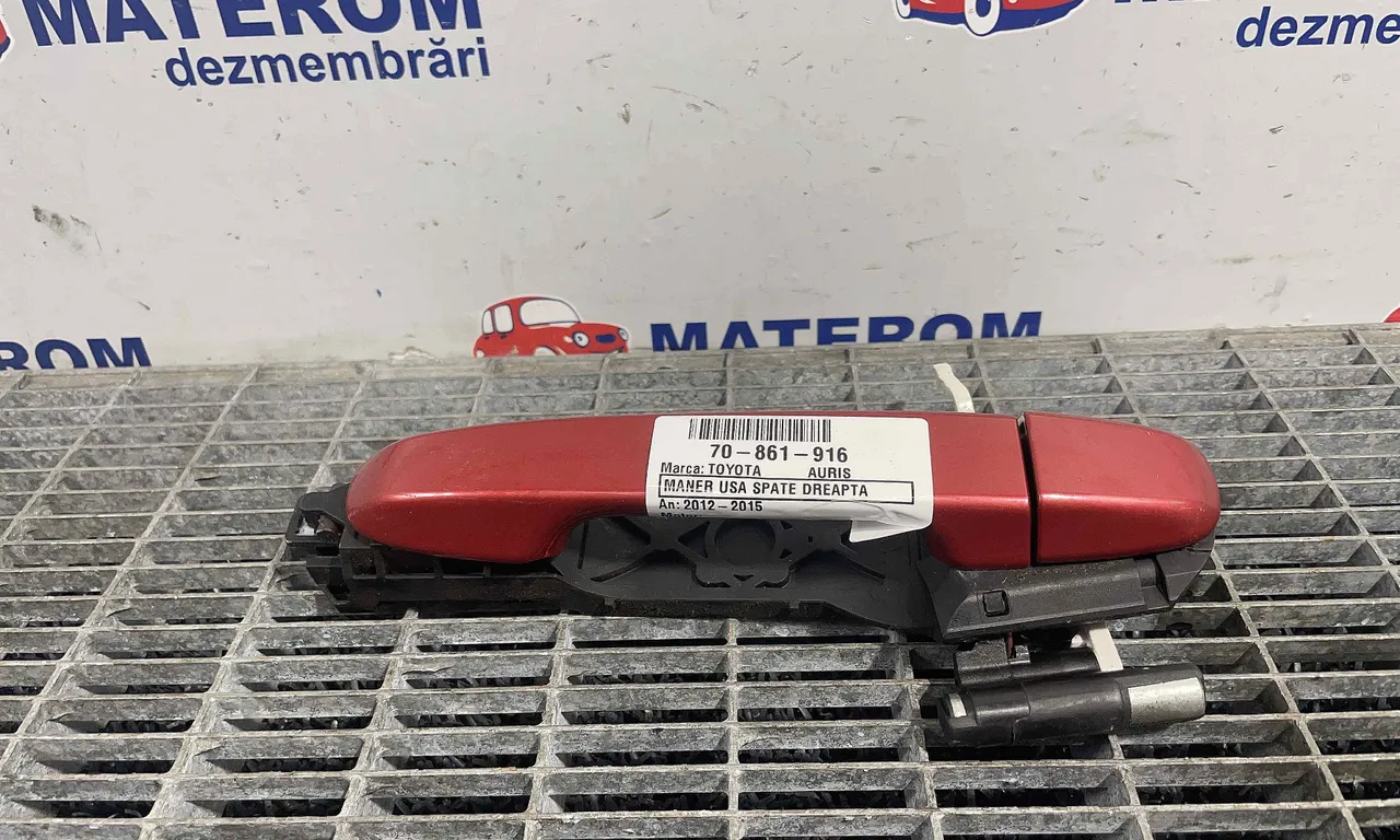 MANER USA SPATE DREAPTA TOYOTA AURIS 2012-2019
