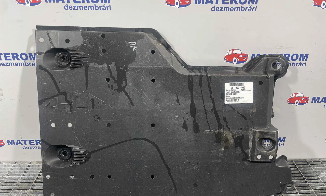 SCUT SUB MASINA TOYOTA AURIS 2012-2019