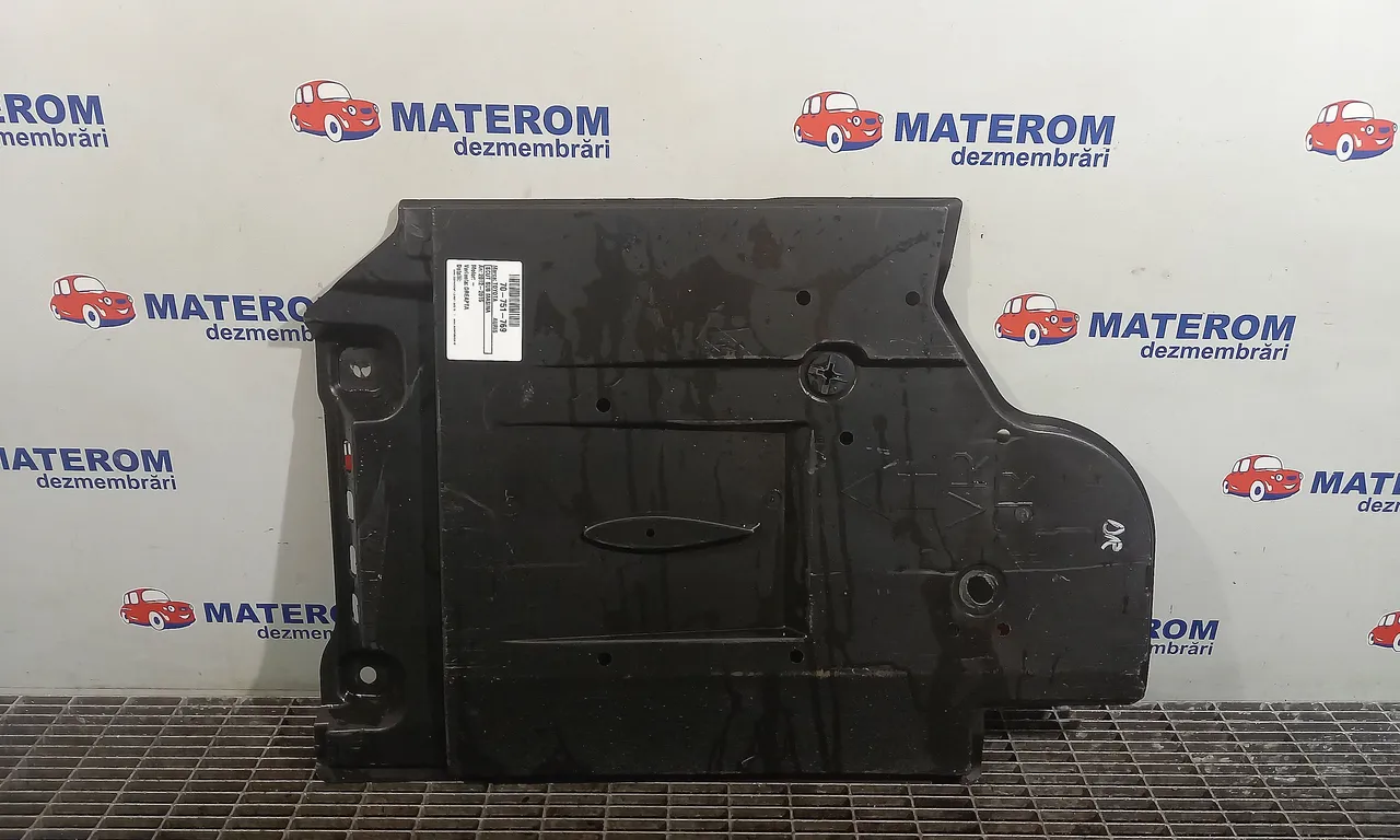 SCUT SUB MASINA TOYOTA AURIS 2012-2019