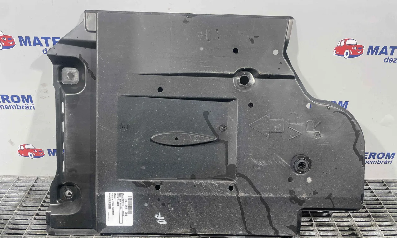 SCUT SUB MASINA TOYOTA AURIS 2012-2019