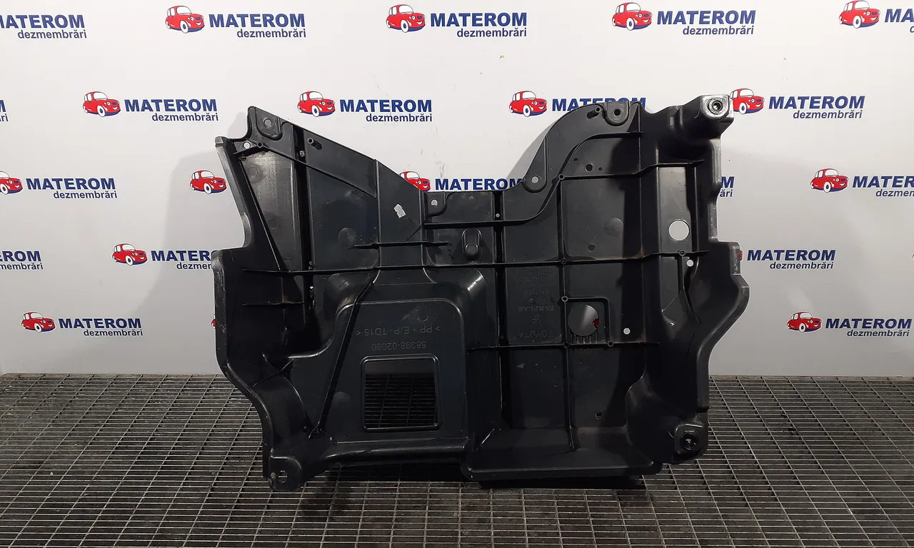 SCUT SUB MASINA TOYOTA AURIS 2012-2019