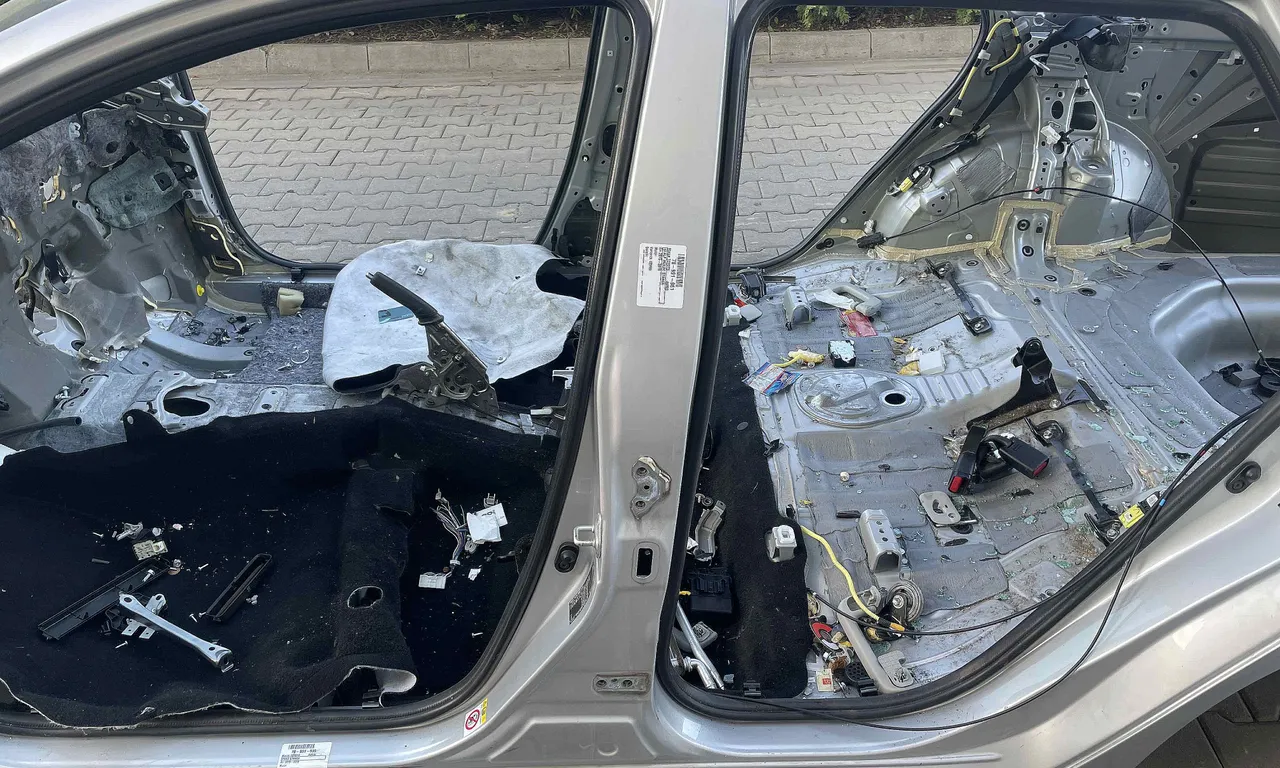 STALP MIJLOC STANGA TOYOTA AURIS 2012-2019