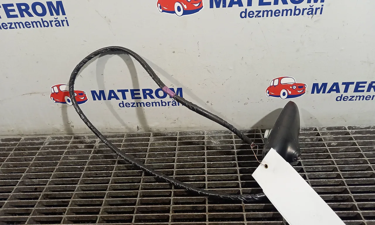 ANTENA TOYOTA AURIS 2012-2019